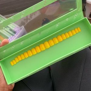 Luxury press on nails